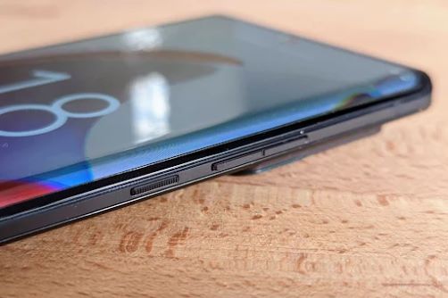 le motorola edge 30 ultra