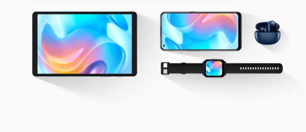 les tablettes tactiles, les montres connectées (realme Watch) et les écouteurs Bluetooth (realme Buds)