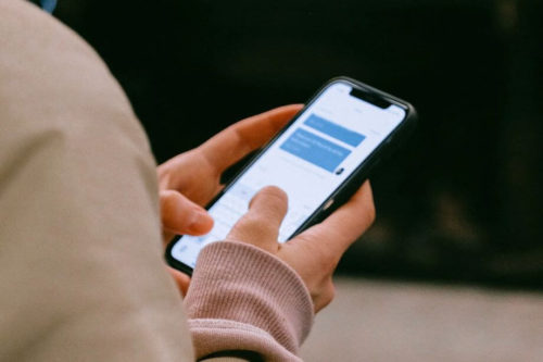 masquer une conversation sms iphone