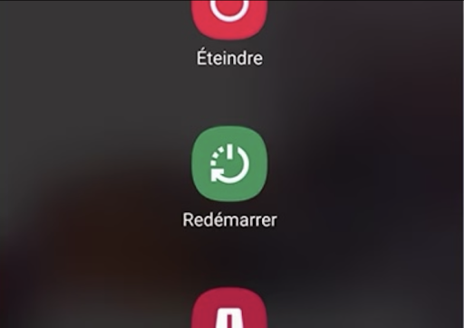 redémarrage du smartphone puis réinstallez l’appli WhatsApp 