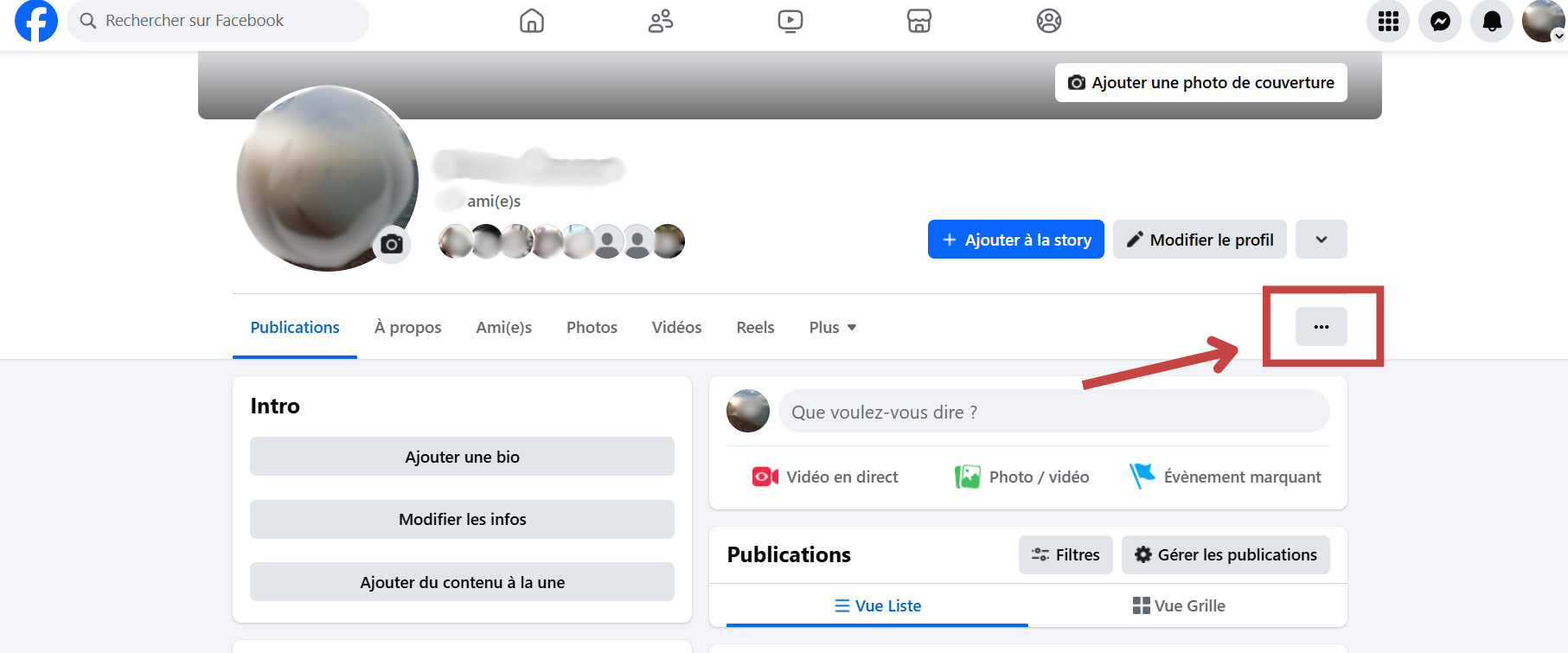 Sélectionnez l’icône avec les trois points horizontaux afin d’ouvrir le menu.