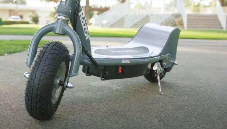 trottinette electrique pour un enfant